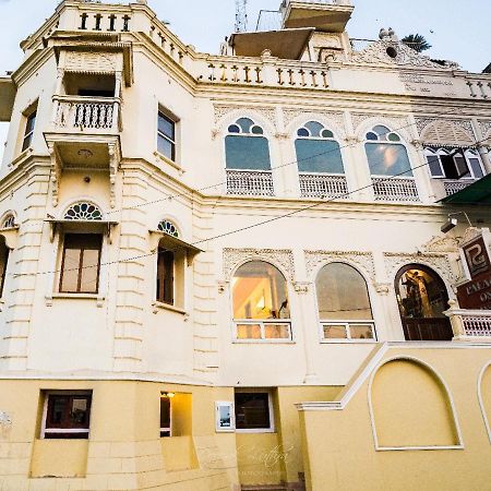 Palace On Ganges - Heritage Hotel Варанаси Экстерьер фото